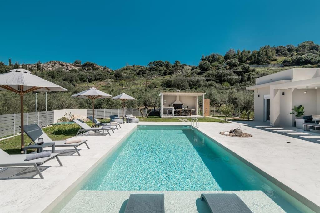 Melissia Luxury Villa Kalamákion Екстериор снимка