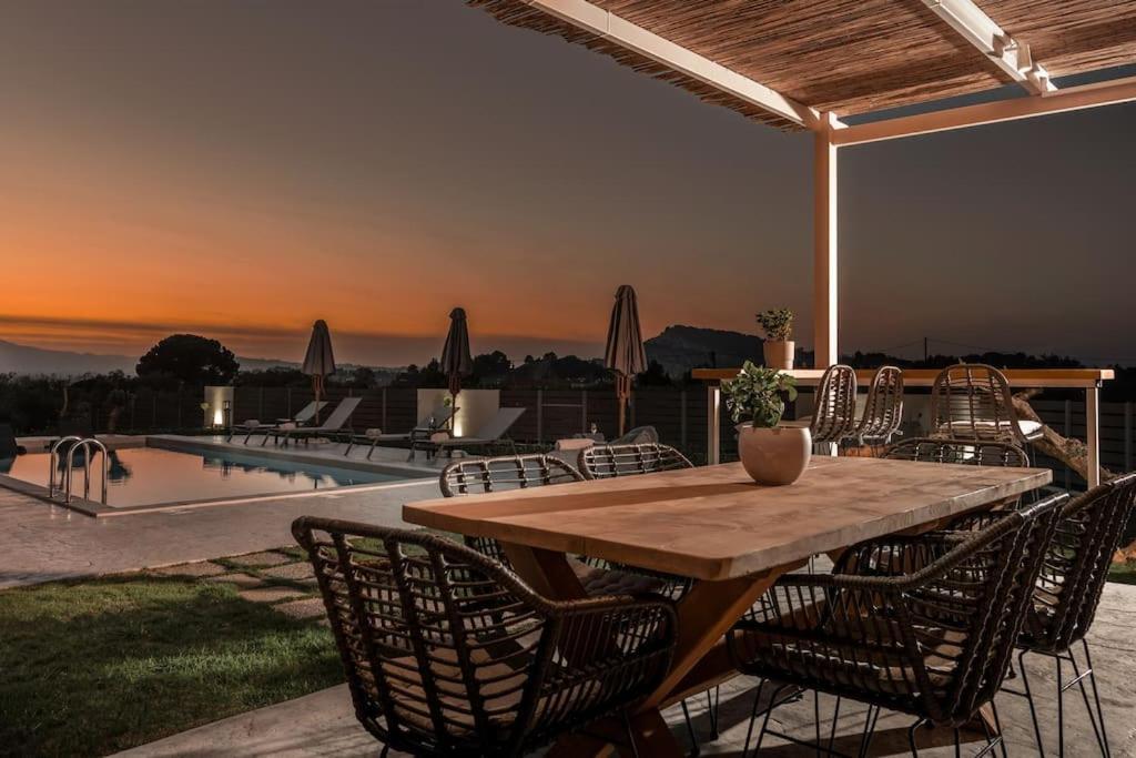 Melissia Luxury Villa Kalamákion Екстериор снимка