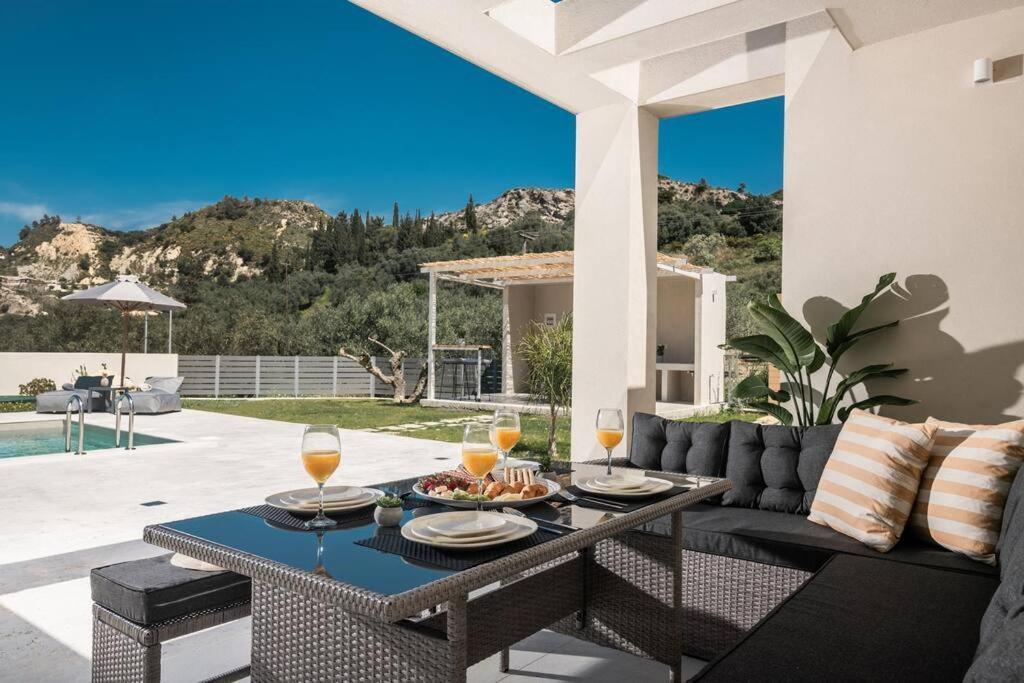 Melissia Luxury Villa Kalamákion Екстериор снимка