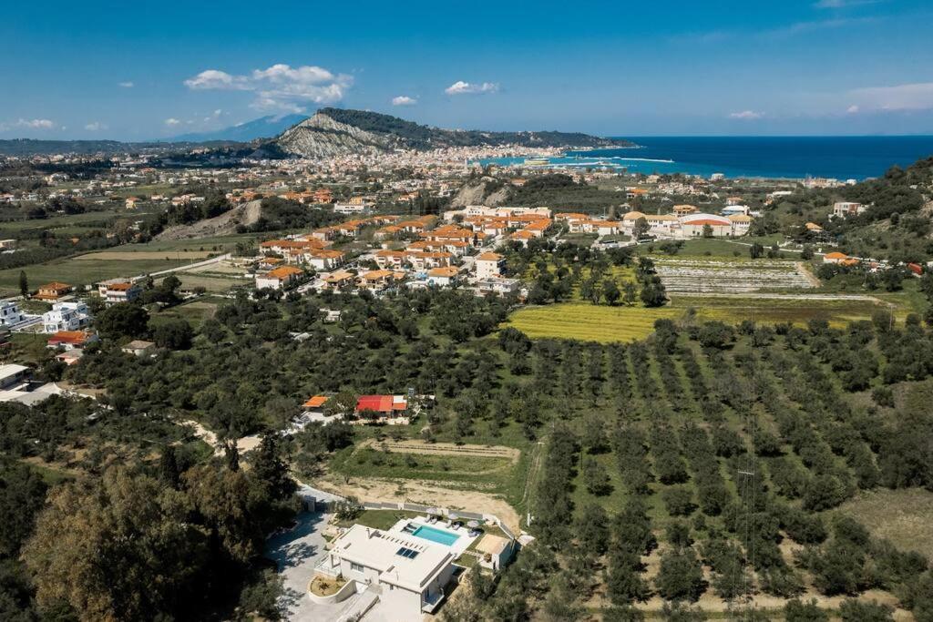 Melissia Luxury Villa Kalamákion Екстериор снимка